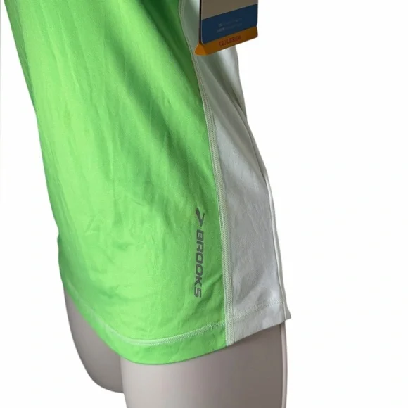 Brooks nightlife equilibrium High Visibility Running T-shirt women small - Picture 6 of 14